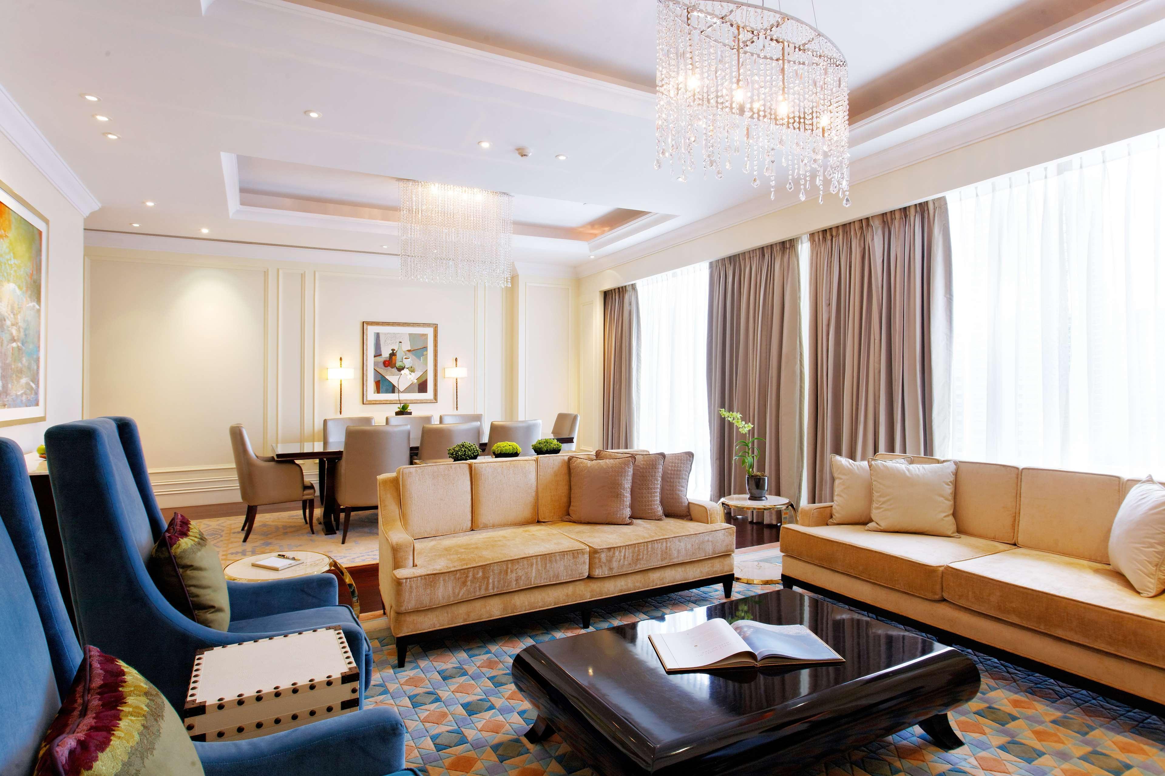 Raffles Makati Hotel Makati City Екстериор снимка